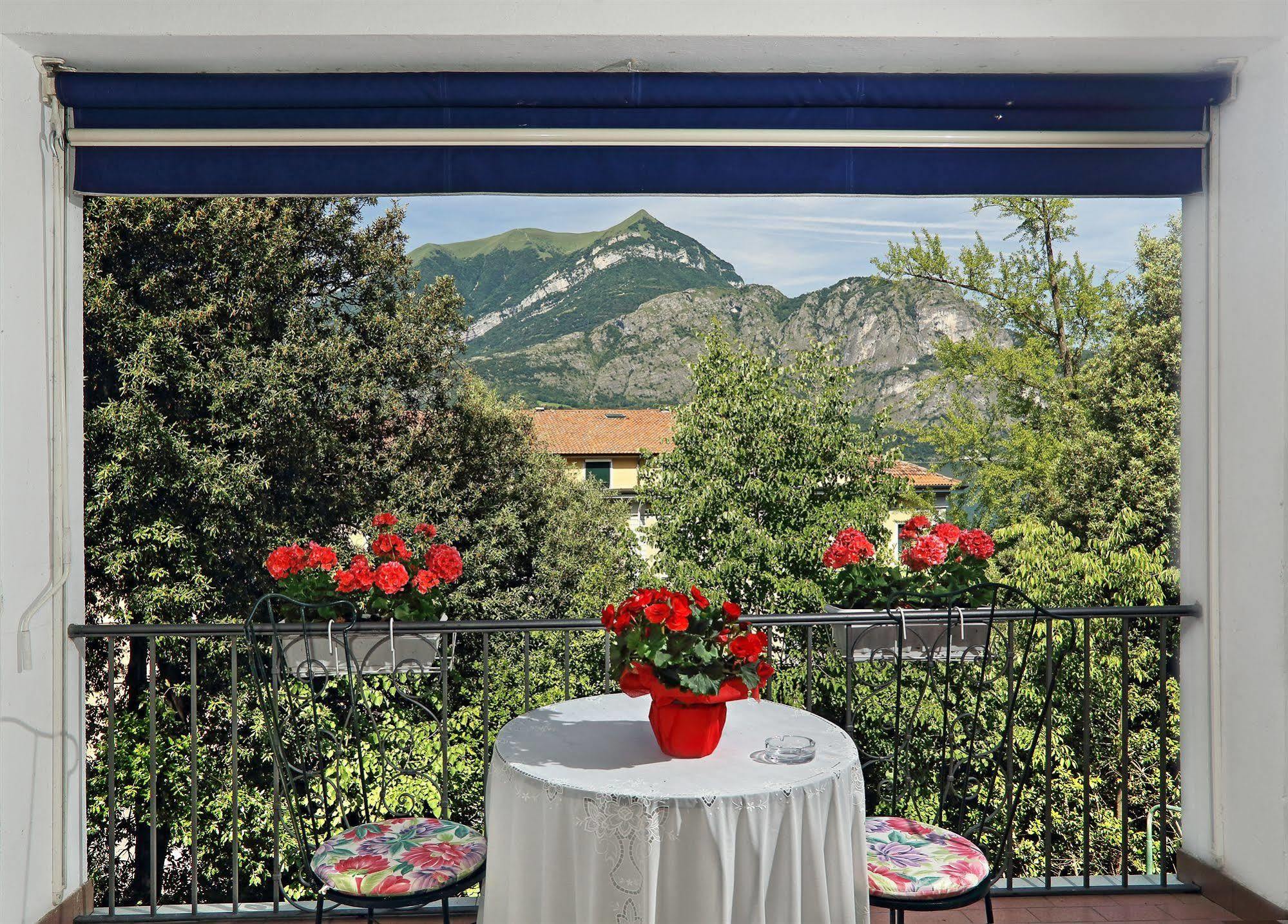 Haus Bethusy Apartment Беладжо Екстериор снимка